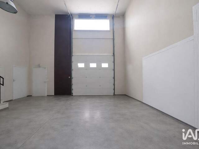 Vente Murs commerciaux 555 m&sup2; — photo du bien