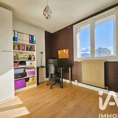 Appartement 3 pièces 118000 €