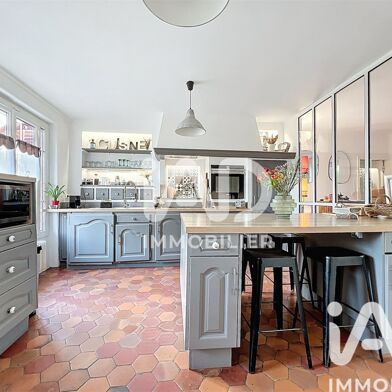 Maison 7 pièces 495000 €