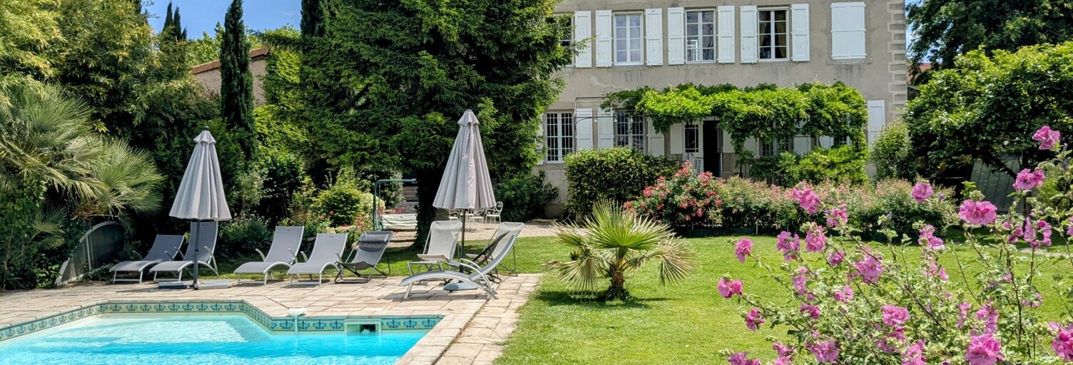 Maison 16 Pièces 484 m² à vendre à Andancette (26140)