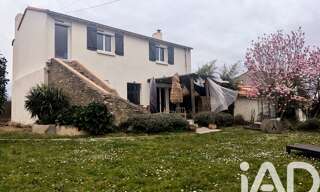 Maison 9 Pièces 205 m² à vendre à Saint-Julien-de-Concelles (44450)