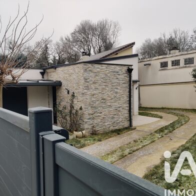 Maison 4 pièces 405000 €