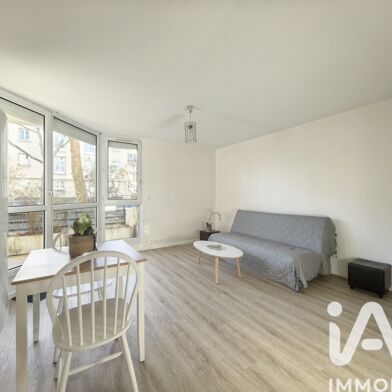 Appartement 1 pièces 900 €