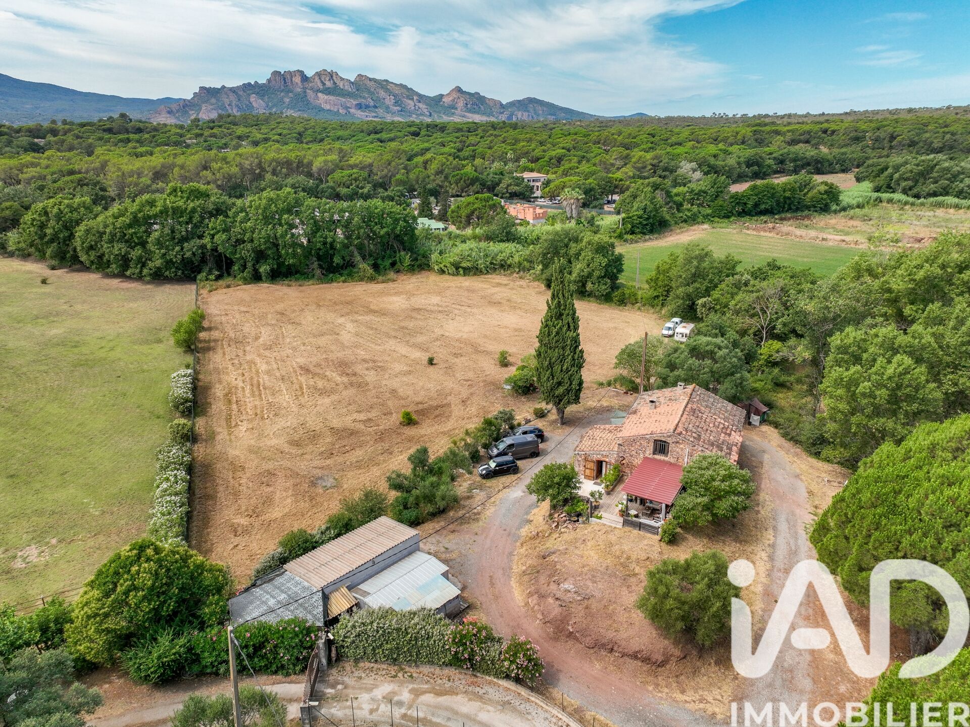 Roquebrune-Sur-Argens - 138m² - 5p.