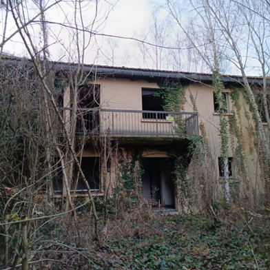 Immeuble  117000 €