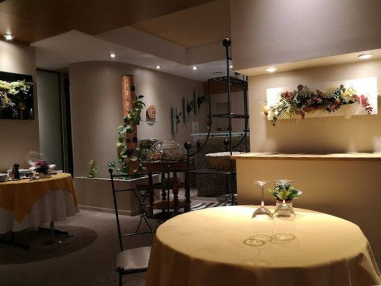 Restaurant Valras Plage front de mer avec logement T2 — photo 1
