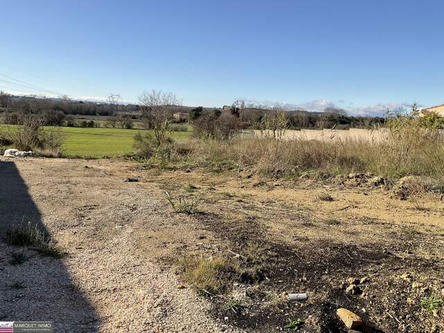 Terrain — photo du bien