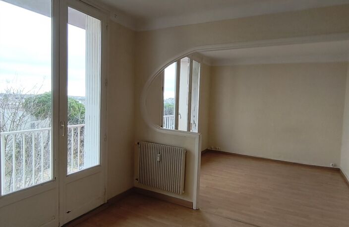 34500 Béziers-T3 70m2-garage — photo 2