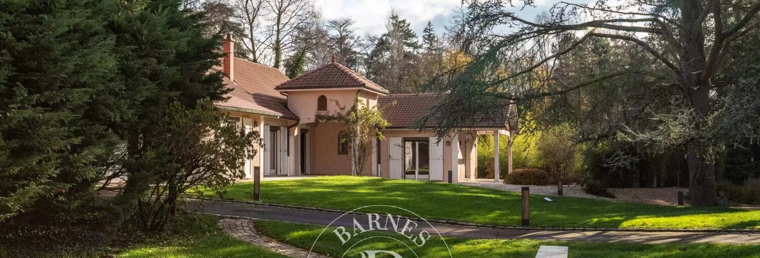 Maison 9 Pièces 283 m² à vendre à Écully (69130)