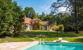 Maison 9 Pièces 283 m² à vendre à Écully (69130)
