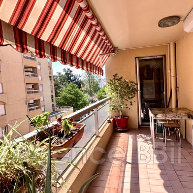 Appartement 4 pièces 390100 €