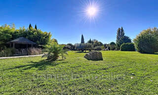 Maison 7 Pièces 173 m² à vendre à Althen-des-Paluds (84210)