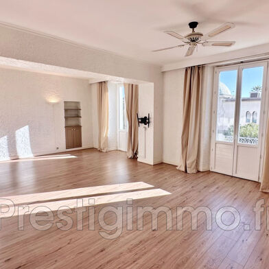 Appartement 4 pièces 2200 €