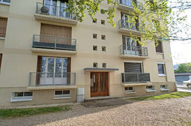 Appartement 3 pièces 648 €