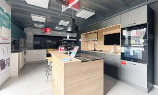 Commerce  156 m² à louer à La Côte-Saint-André (38260)