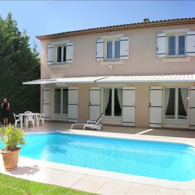 Maison 5 pièces 2180 €