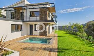 Maison 6 Pièces 186 m² à vendre à Les Adrets-de-l'Estérel (83600)