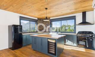 Maison 6 Pièces 186 m² à vendre à Les Adrets-de-l'Estérel (83600)