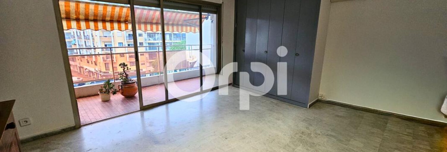 Appartement 1 Pièce 33 m² à vendre à Mandelieu-la-Napoule (06210)