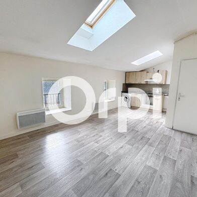 Appartement 3 pièces 466 €