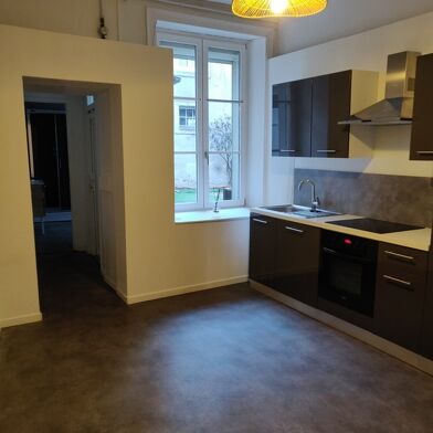 Appartement 3 pièces 142000 €