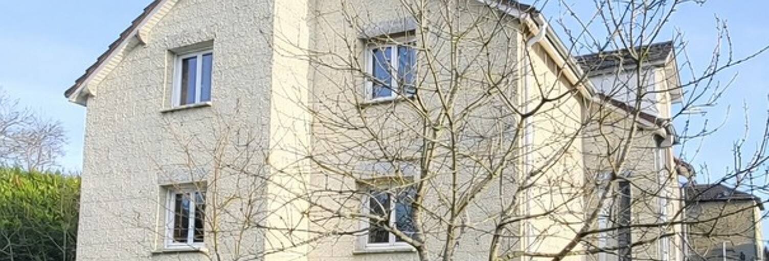 Maison 8 Pièces 241 m² à vendre à Escles (88260)