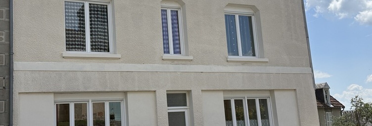 Maison 12 Pièces 300 m² à vendre à Fleurat (23320)