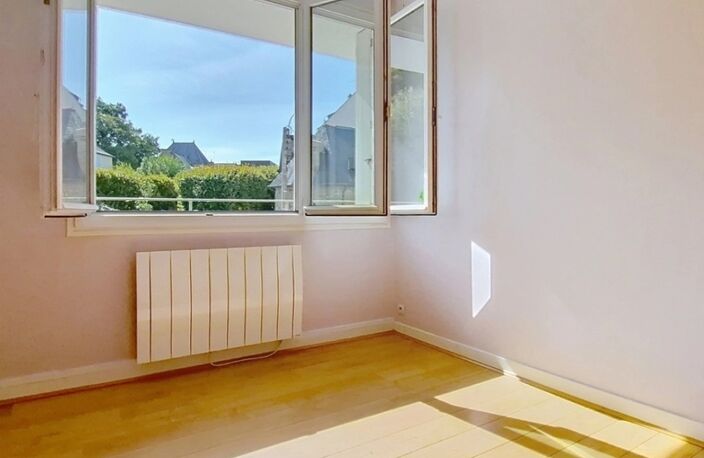 Appartement à Rennes T3 avec Ascenseur, Grenier et Cave privatifs et Local à vélo — photo 2