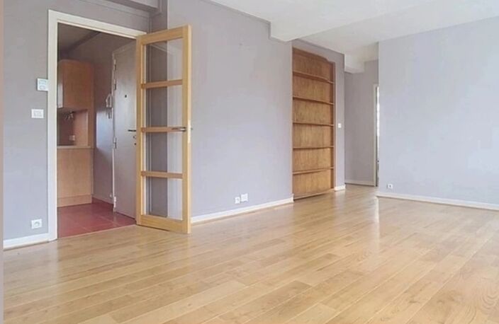 Appartement à Rennes T3 avec Ascenseur, Grenier et Cave privatifs et Local à vélo — photo 3