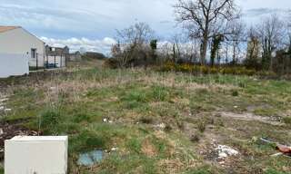 Terrain  593 m² à vendre à Breuillet (17920)