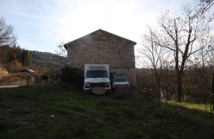 A vendre terrain constructible viabilisé de 737m² — photo 3