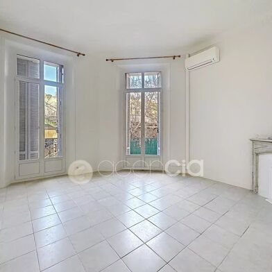 Appartement 2 pièces 845 €