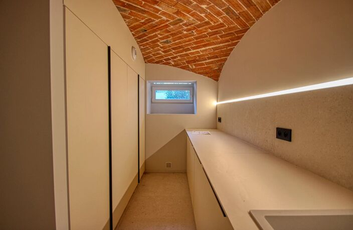 ROQUEBRUNE CAP MARTIN 'FRONT DE MER' | 3/4P 130M² | PARKINGS — photo 4
