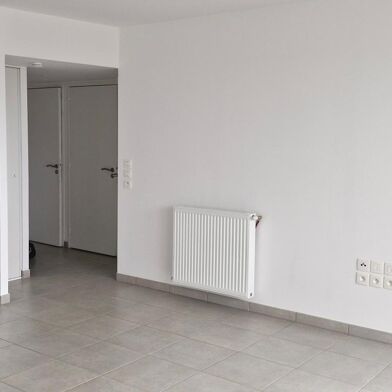 Appartement 2 pièces 877 €
