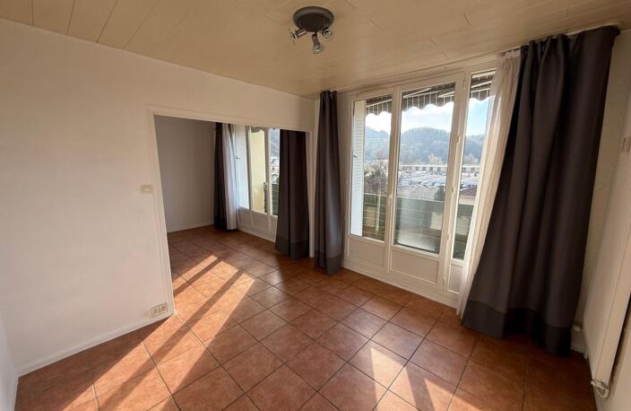 Appartement à Vienne, balcon, parking — photo 4