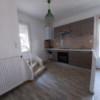 Appartement 3 pièces 565 €
