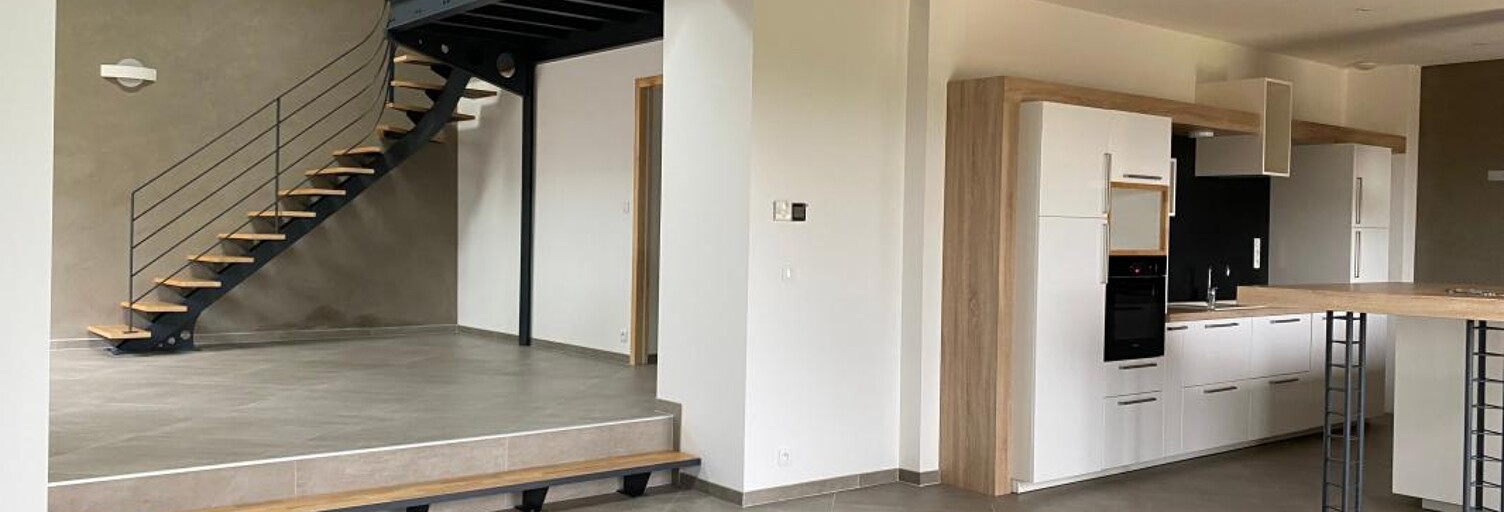 Maison 5 Pièces 170 m² à louer à Saint-Quentin-de-Baron (33750)