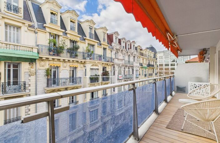 Superbe appartement de 2 pièces avec terrasse -  Nice Carré d'Or — photo 2