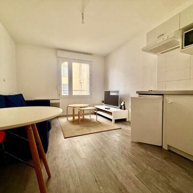 Appartement 1 pièces 590 €