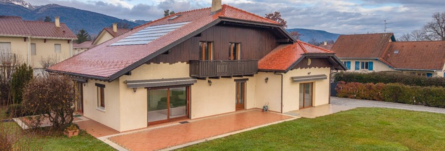 Maison 7 Pièces 230 m² à vendre à Prévessin-Moëns (01280)