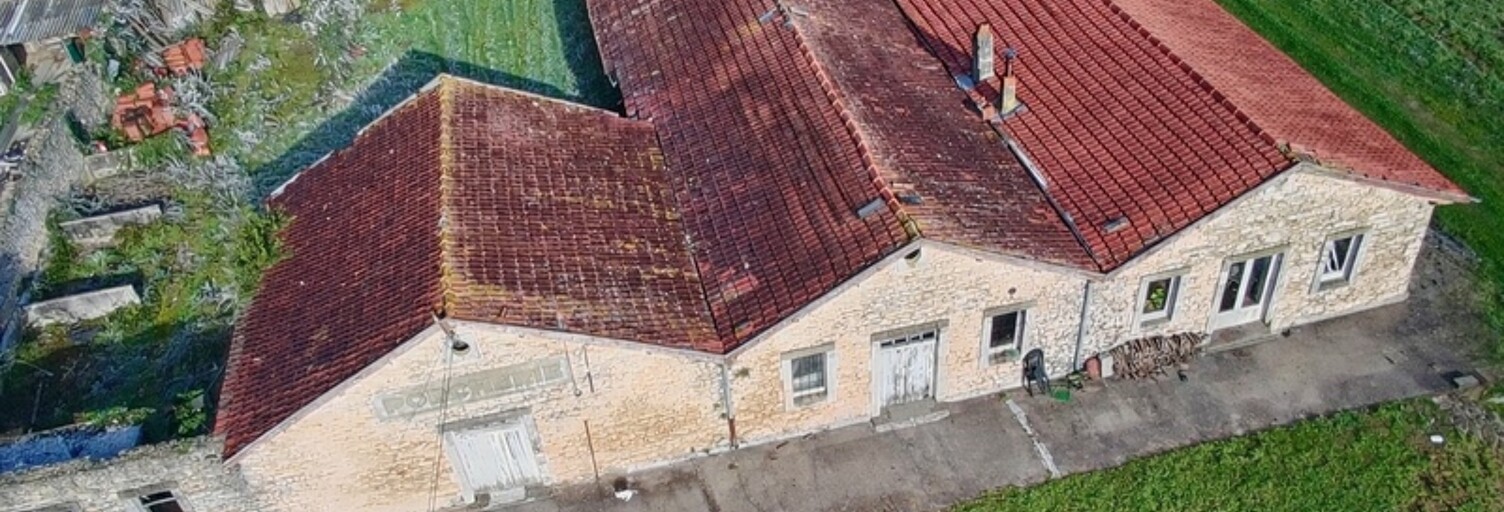 Maison 8 Pièces 231 m² à vendre à Bords (17430)