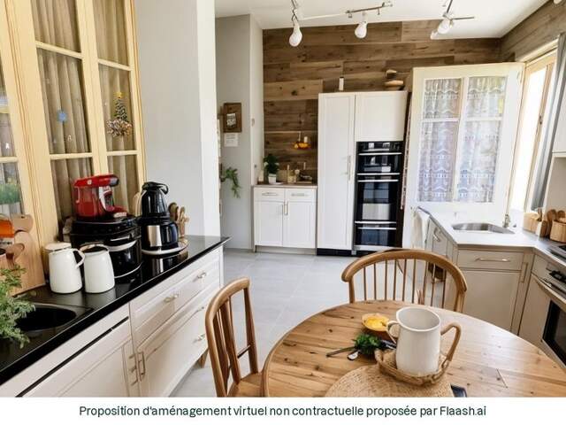 immeuble à vendre SAINT JEAN D'ANGELY (17) 98m² 2 logements loués — photo du bien
