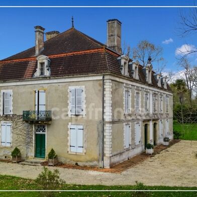 Maison 13 pièces 925000 €