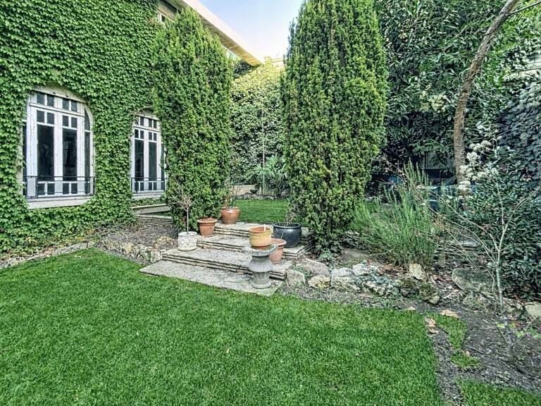 Maison à vendre 15 pièces, jardin et garages REIMS (51) — photo 1