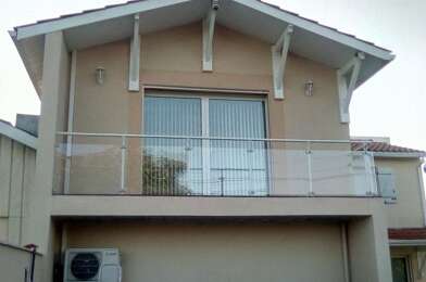 Maison 5 pièces 2300 €