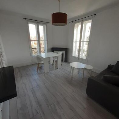 Appartement 2 pièces 770 €