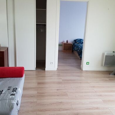 Appartement 2 pièces 1100 €