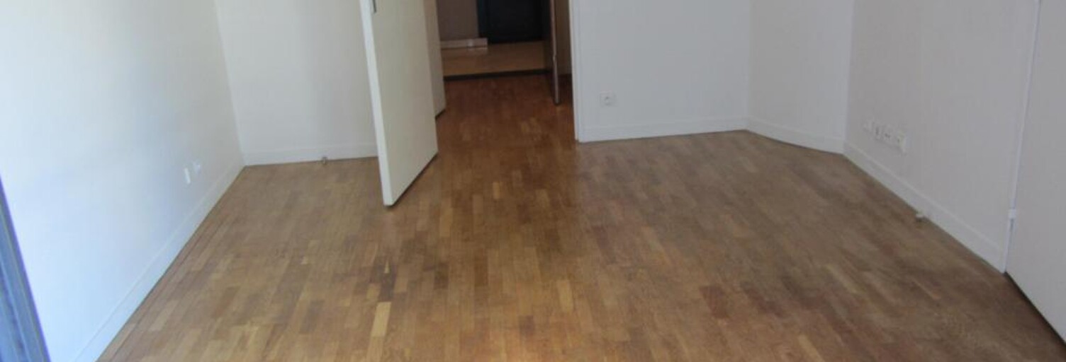 Appartement 1 Pièce 22 m² à louer à Paris 10 (75010)