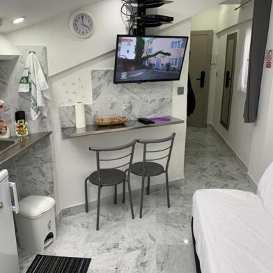 Appartement 1 pièces 800 €