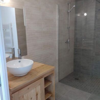 Maison 5 pièces 1600 €